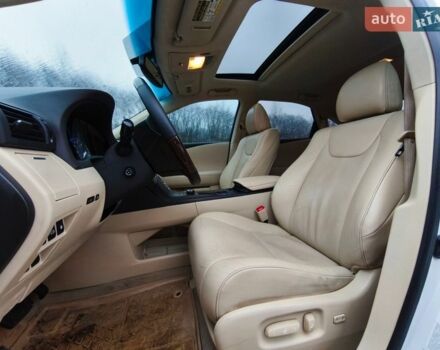 Белый Лексус РХ, объемом двигателя 3.46 л и пробегом 220 тыс. км за 17400 $, фото 6 на Automoto.ua