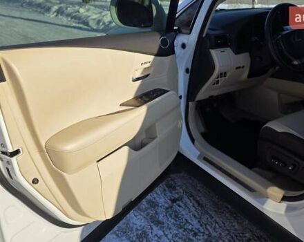 Білий Лексус РХ, об'ємом двигуна 3.46 л та пробігом 123 тис. км за 25000 $, фото 22 на Automoto.ua