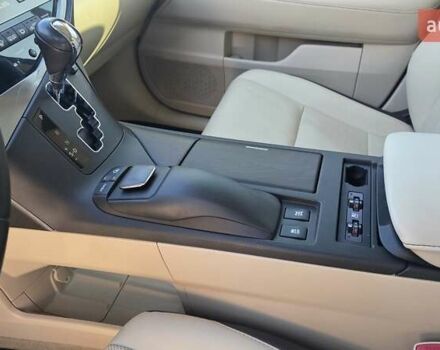 Білий Лексус РХ, об'ємом двигуна 3.46 л та пробігом 123 тис. км за 25000 $, фото 10 на Automoto.ua