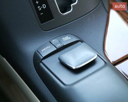 Белый Лексус РХ, объемом двигателя 3.46 л и пробегом 65 тыс. км за 23000 $, фото 22 на Automoto.ua