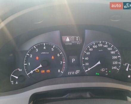 Белый Лексус РХ, объемом двигателя 3.5 л и пробегом 237 тыс. км за 21999 $, фото 4 на Automoto.ua