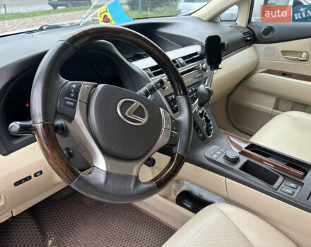 Белый Лексус РХ, объемом двигателя 3.5 л и пробегом 150 тыс. км за 21400 $, фото 11 на Automoto.ua