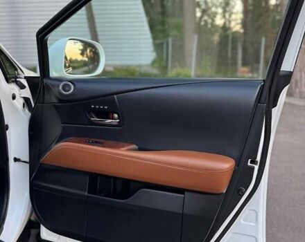 Белый Лексус РХ, объемом двигателя 3.5 л и пробегом 169 тыс. км за 22700 $, фото 27 на Automoto.ua