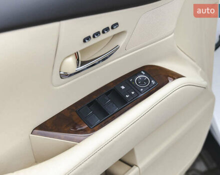 Білий Лексус РХ, об'ємом двигуна 3.5 л та пробігом 240 тис. км за 20900 $, фото 14 на Automoto.ua