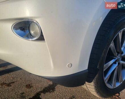 Белый Лексус РХ, объемом двигателя 3.5 л и пробегом 237 тыс. км за 21999 $, фото 20 на Automoto.ua