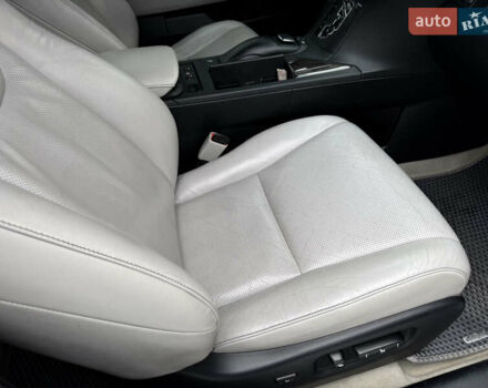 Білий Лексус РХ, об'ємом двигуна 3.46 л та пробігом 137 тис. км за 22999 $, фото 25 на Automoto.ua