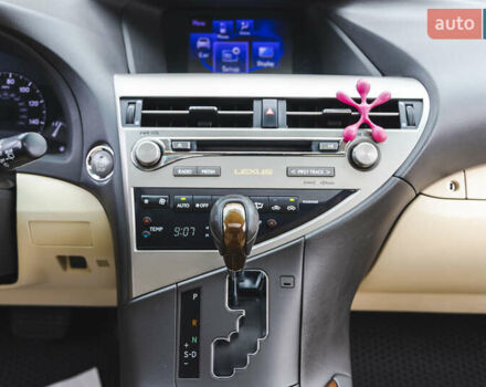 Білий Лексус РХ, об'ємом двигуна 3.5 л та пробігом 240 тис. км за 20900 $, фото 35 на Automoto.ua