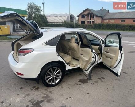 Белый Лексус РХ, объемом двигателя 3.5 л и пробегом 192 тыс. км за 19800 $, фото 12 на Automoto.ua