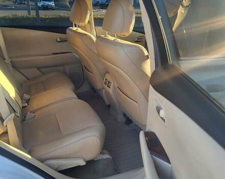 Белый Лексус РХ, объемом двигателя 3.5 л и пробегом 237 тыс. км за 21999 $, фото 15 на Automoto.ua