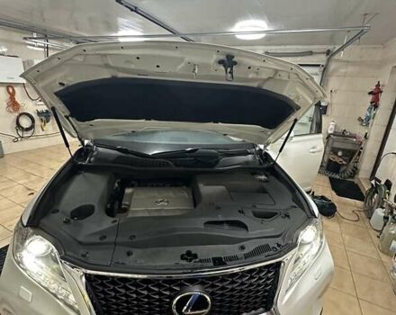 Білий Лексус РХ, об'ємом двигуна 3.46 л та пробігом 124 тис. км за 22000 $, фото 8 на Automoto.ua