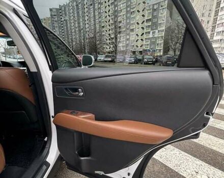 Белый Лексус РХ, объемом двигателя 3.46 л и пробегом 170 тыс. км за 21500 $, фото 14 на Automoto.ua