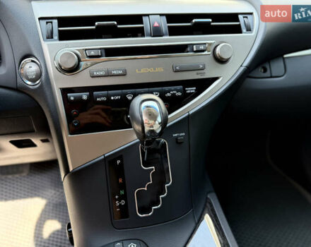 Белый Лексус РХ, объемом двигателя 3.46 л и пробегом 131 тыс. км за 24999 $, фото 18 на Automoto.ua