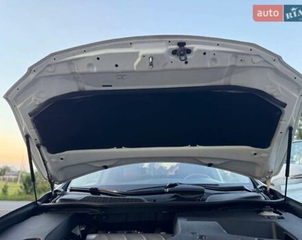 Белый Лексус РХ, объемом двигателя 3.5 л и пробегом 169 тыс. км за 22700 $, фото 30 на Automoto.ua