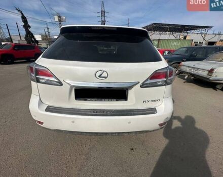 Белый Лексус РХ, объемом двигателя 3.46 л и пробегом 183 тыс. км за 17300 $, фото 1 на Automoto.ua
