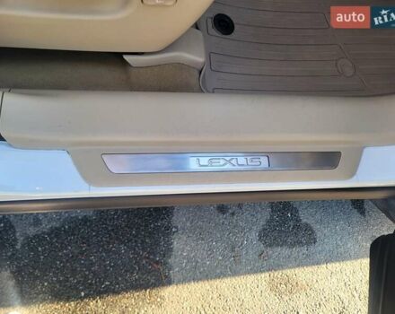 Белый Лексус РХ, объемом двигателя 3.5 л и пробегом 237 тыс. км за 21999 $, фото 12 на Automoto.ua