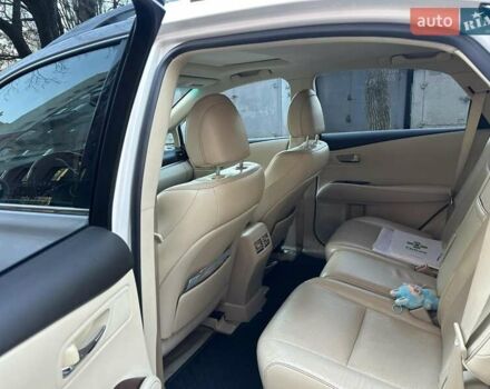 Білий Лексус РХ, об'ємом двигуна 3.5 л та пробігом 215 тис. км за 18000 $, фото 5 на Automoto.ua