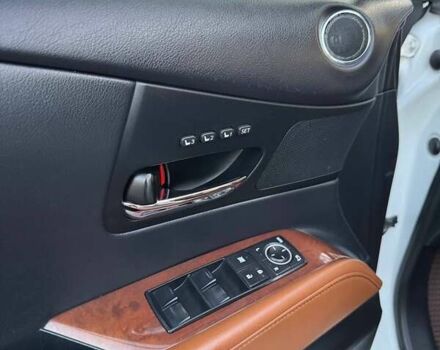 Белый Лексус РХ, объемом двигателя 3.5 л и пробегом 169 тыс. км за 22700 $, фото 18 на Automoto.ua