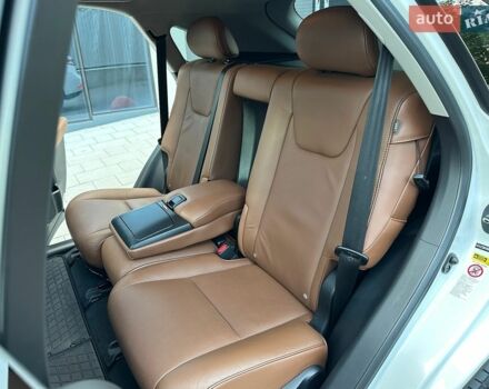 Белый Лексус РХ, объемом двигателя 3.5 л и пробегом 180 тыс. км за 22500 $, фото 15 на Automoto.ua