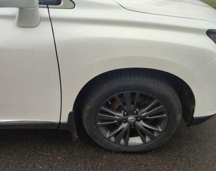 Белый Лексус РХ, объемом двигателя 3.5 л и пробегом 180 тыс. км за 21500 $, фото 15 на Automoto.ua