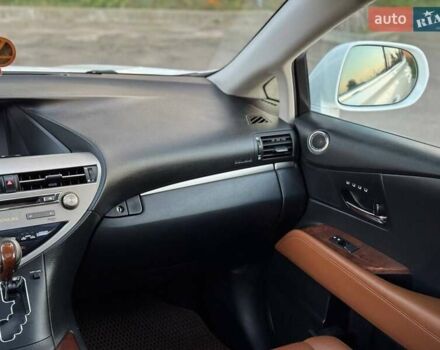 Белый Лексус РХ, объемом двигателя 3.5 л и пробегом 169 тыс. км за 22700 $, фото 24 на Automoto.ua