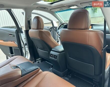 Белый Лексус РХ, объемом двигателя 3.5 л и пробегом 180 тыс. км за 22500 $, фото 11 на Automoto.ua