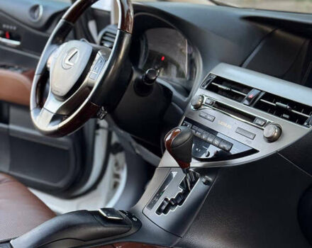 Белый Лексус РХ, объемом двигателя 3.46 л и пробегом 168 тыс. км за 22000 $, фото 8 на Automoto.ua