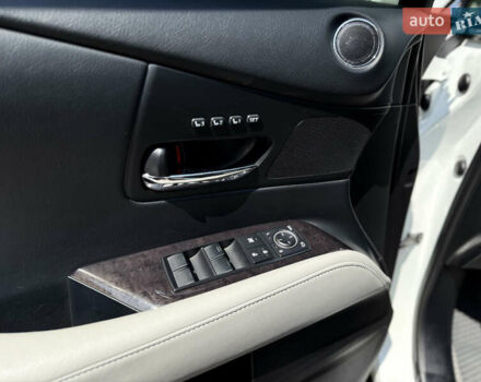 Белый Лексус РХ, объемом двигателя 3.46 л и пробегом 131 тыс. км за 24999 $, фото 12 на Automoto.ua