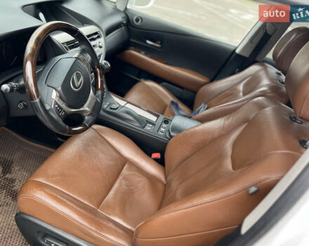 Білий Лексус РХ, об'ємом двигуна 3.46 л та пробігом 252 тис. км за 17500 $, фото 4 на Automoto.ua