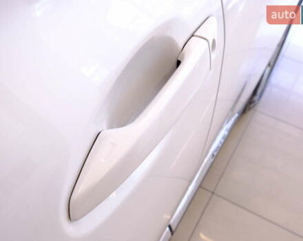 Белый Лексус РХ, объемом двигателя 3.46 л и пробегом 135 тыс. км за 21900 $, фото 65 на Automoto.ua