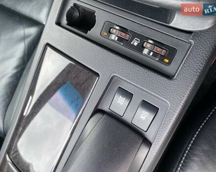 Білий Лексус РХ, об'ємом двигуна 3.46 л та пробігом 225 тис. км за 22199 $, фото 24 на Automoto.ua