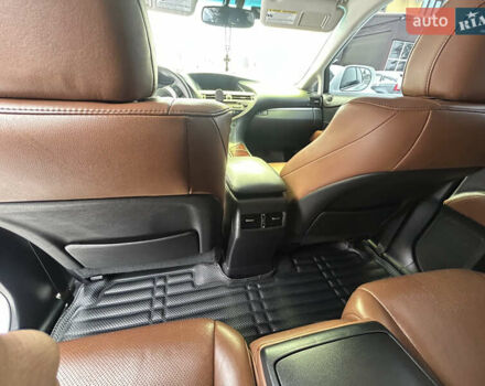 Белый Лексус РХ, объемом двигателя 3.46 л и пробегом 247 тыс. км за 23700 $, фото 23 на Automoto.ua