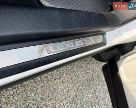 Белый Лексус РХ, объемом двигателя 2.67 л и пробегом 159 тыс. км за 23200 $, фото 21 на Automoto.ua