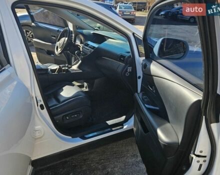 Белый Лексус РХ, объемом двигателя 2.67 л и пробегом 112 тыс. км за 22500 $, фото 15 на Automoto.ua