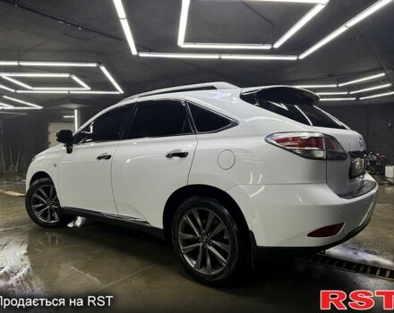Белый Лексус РХ, объемом двигателя 3.5 л и пробегом 182 тыс. км за 25000 $, фото 5 на Automoto.ua