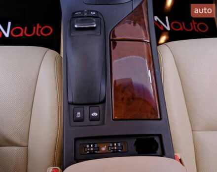 Белый Лексус РХ, объемом двигателя 3.46 л и пробегом 135 тыс. км за 21900 $, фото 26 на Automoto.ua