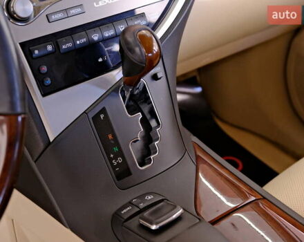 Белый Лексус РХ, объемом двигателя 3.46 л и пробегом 135 тыс. км за 21900 $, фото 24 на Automoto.ua