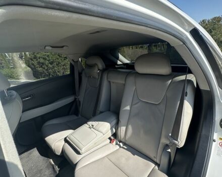 Белый Лексус РХ, объемом двигателя 3.5 л и пробегом 155 тыс. км за 18500 $, фото 6 на Automoto.ua