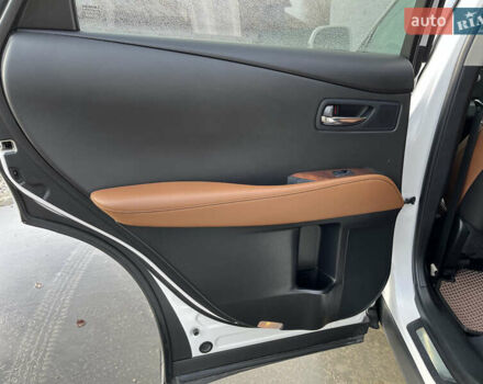 Белый Лексус РХ, объемом двигателя 3.46 л и пробегом 114 тыс. км за 25100 $, фото 15 на Automoto.ua