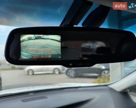 Белый Лексус РХ, объемом двигателя 2.67 л и пробегом 159 тыс. км за 23200 $, фото 19 на Automoto.ua