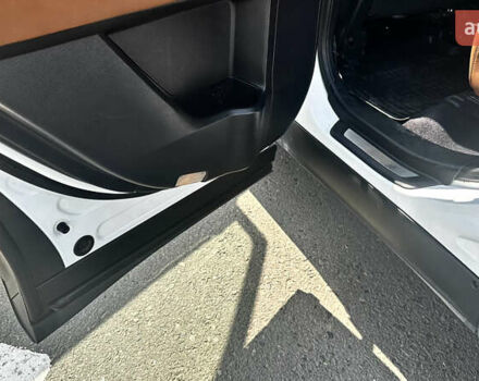 Білий Лексус РХ, об'ємом двигуна 2.67 л та пробігом 149 тис. км за 25500 $, фото 12 на Automoto.ua