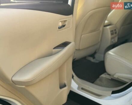 Белый Лексус РХ, объемом двигателя 3.46 л и пробегом 168 тыс. км за 23999 $, фото 30 на Automoto.ua