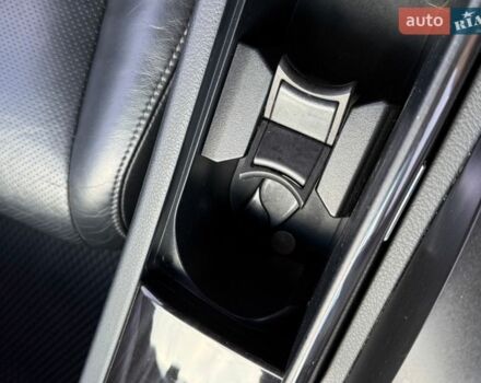 Белый Лексус РХ, объемом двигателя 2.67 л и пробегом 159 тыс. км за 23200 $, фото 15 на Automoto.ua