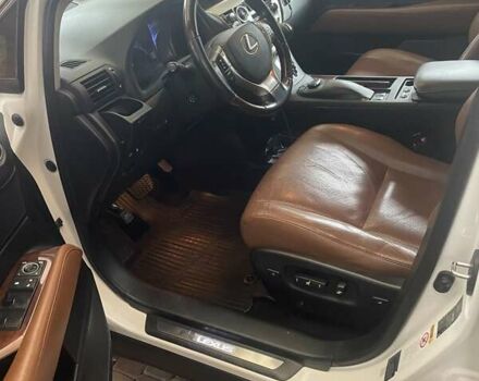 Белый Лексус РХ, объемом двигателя 3.46 л и пробегом 156 тыс. км за 24800 $, фото 3 на Automoto.ua