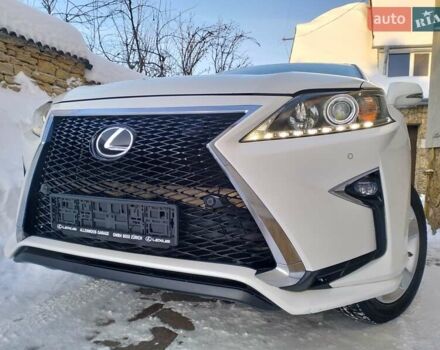Белый Лексус РХ, объемом двигателя 3.5 л и пробегом 171 тыс. км за 23500 $, фото 1 на Automoto.ua