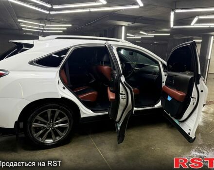 Белый Лексус РХ, объемом двигателя 3.5 л и пробегом 182 тыс. км за 25000 $, фото 8 на Automoto.ua