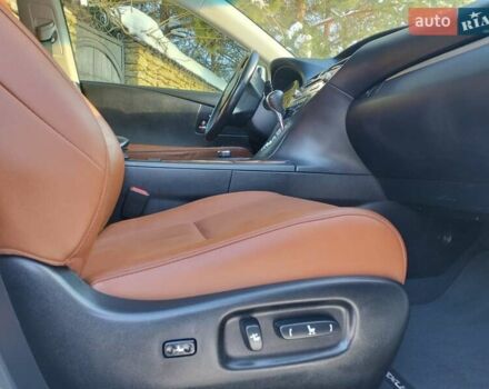 Белый Лексус РХ, объемом двигателя 3.5 л и пробегом 171 тыс. км за 23500 $, фото 3 на Automoto.ua