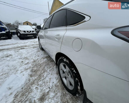 Белый Лексус РХ, объемом двигателя 3.46 л и пробегом 247 тыс. км за 23700 $, фото 13 на Automoto.ua