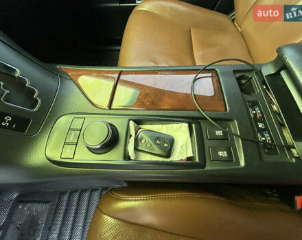 Белый Лексус РХ, объемом двигателя 3.46 л и пробегом 247 тыс. км за 23700 $, фото 47 на Automoto.ua