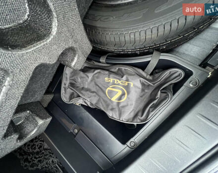 Белый Лексус РХ, объемом двигателя 3.46 л и пробегом 88 тыс. км за 24999 $, фото 13 на Automoto.ua