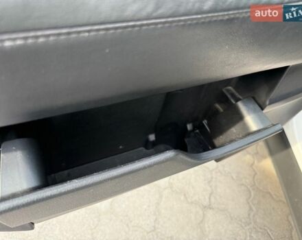 Белый Лексус РХ, объемом двигателя 2.67 л и пробегом 159 тыс. км за 23200 $, фото 39 на Automoto.ua